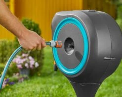 Gardena Hose Box RollUp M 20M - 18614 -Silverlines Equipment Store gardena hose box rollup m 20m 18614 36228679205030