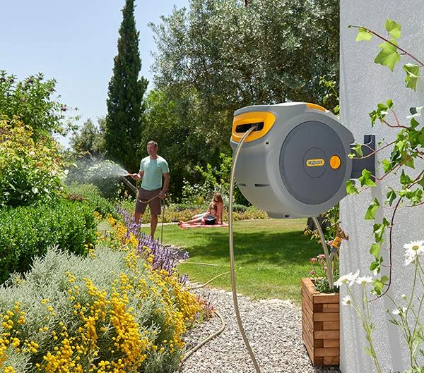 Hozelock Auto Reel 20m - 2401 4 Hozelock Auto Reel 20m - 2401 - Image 2