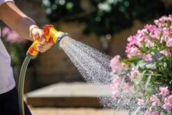 Hozelock Multi Spray Gun - 2679 -Silverlines Equipment Store hozelock spray guns and lances hozelock multi spray gun 2679 32380296429734