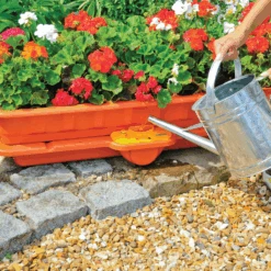 Hozelock Flower And Vegetable Watering Kit - 2811 -Silverlines Equipment Store hozelock watering system hozelock flower and vegetable watering kit 2811 32636652978342