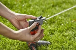 Gardena Comfort Impulse Sprinkler On Spike - 8141 -Silverlines Equipment Store lawn sprinklers gardena comfort impulse sprinkler on spike 8141 35441652629670