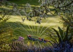 Hozelock AquaSave Rectangular Sprinkler Pro 350M² L -Silverlines Equipment Store lawn sprinklers hozelock aquasave rectangular sprinkler pro 350m l 36173740572838