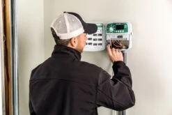 Rain Bird ESP-TM2 Series Irrigation Controller - Outdoor -Silverlines Equipment Store rain bird irrigation controllers rain bird esp tm2 series irrigation controller outdoor 28320286474406