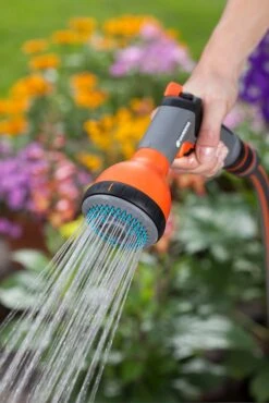 Gardena Classic Multi Sprayer - 18313 16 Gardena Classic Multi Sprayer - 18313 -Silverlines Equipment Store spray guns and lances gardena classic multi sprayer 18313 35440618242214