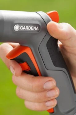 Gardena Comfort Multi Sprayer - 18315 -Silverlines Equipment Store spray guns and lances gardena comfort multi sprayer 18315 35440745087142